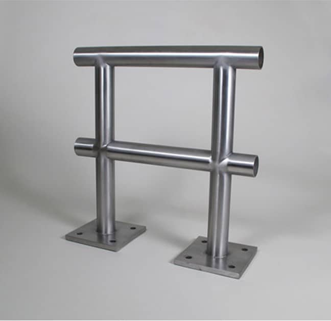TABCO 4000 – Welded Stainless Steel Railing