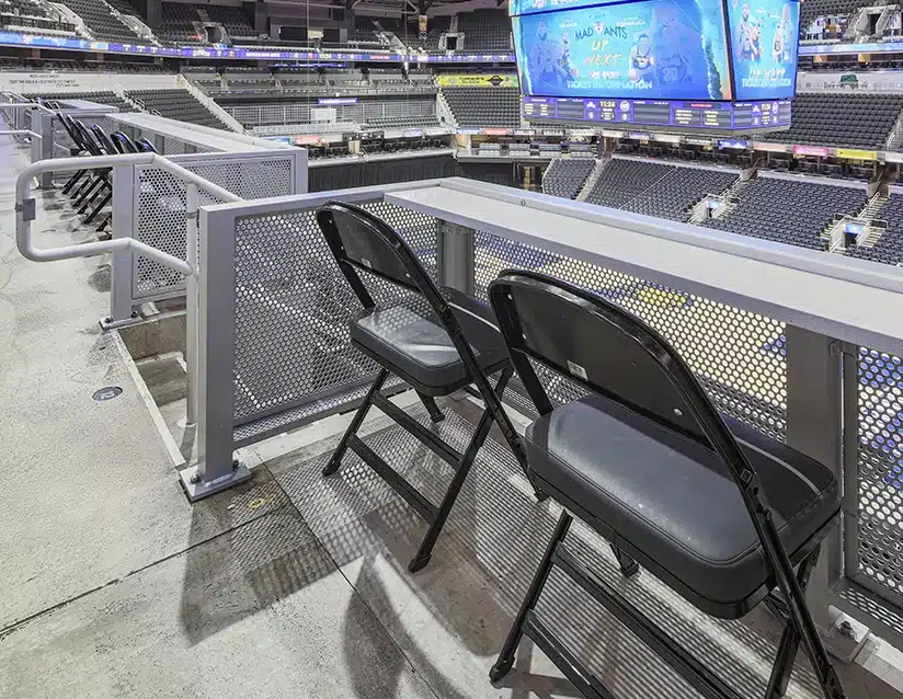 Sports-Railing sports drink rail
